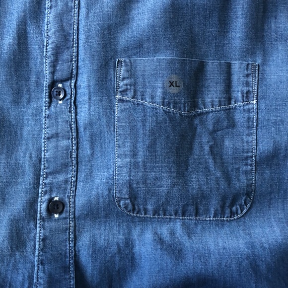 American Eagle Ombré Button Down Shirt - Picture 3 of 6